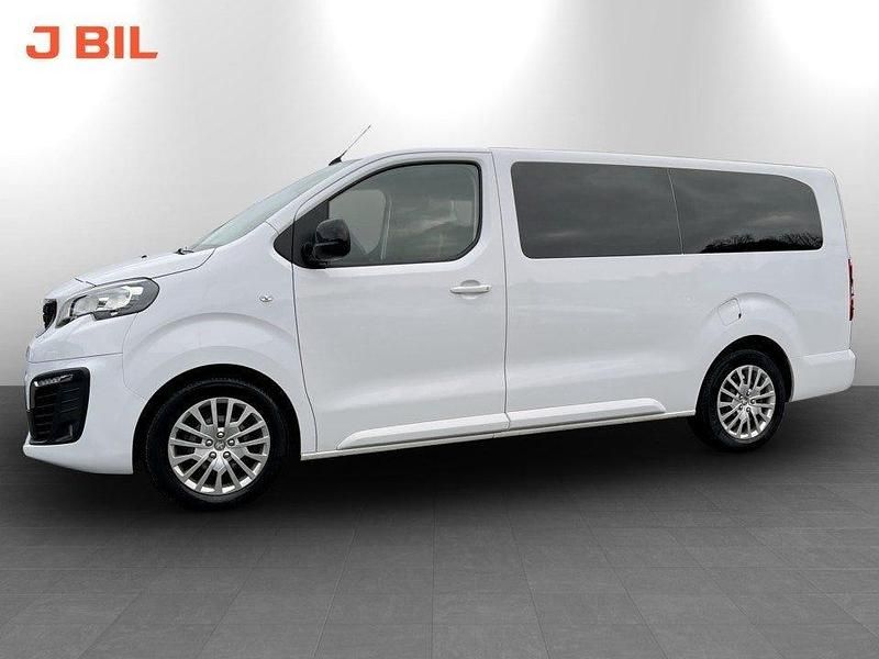 Begagnad Peugeot Traveller Business-Line 144 HK (105 kW) 2022 Vit Minibuss