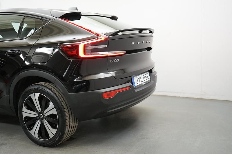 Begagnad Volvo C40 Core 299 kW (407 HK) 2022 Svart SUV