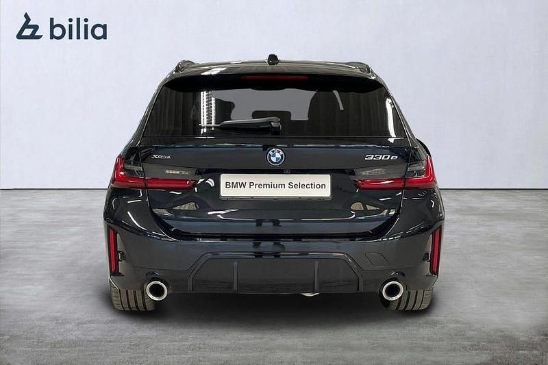 Begagnad BMW 330 M Sport 292 HK (214 kW) 2025 Saphire svart Kombi