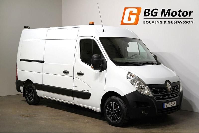 Vit Begagnad 2017 Renault Master Van | 169 000 kr (Bra pris) - Bild 1/4
