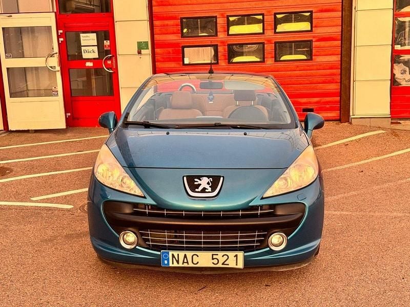 Blå Begagnad 2007 Peugeot 207 CC Cab | 31 900 kr (Marknadspris) - Bild 1/4