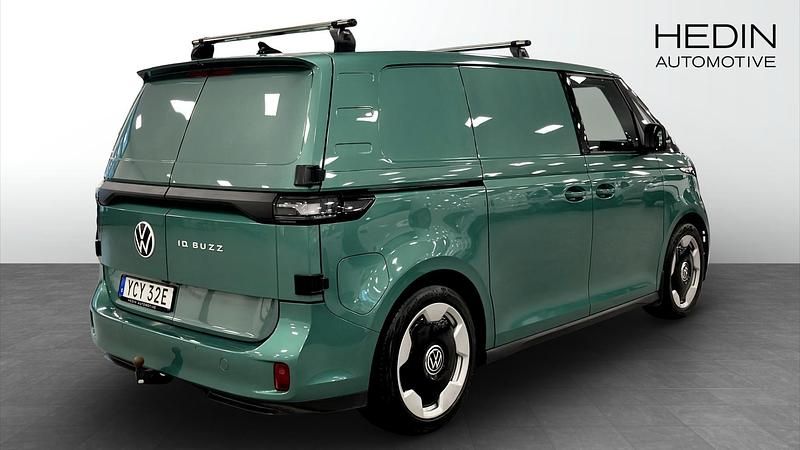 Begagnad VW ID. Buzz 2024 Grön Minibuss