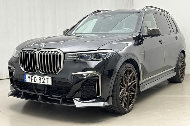 Svart Begagnad 2020 BMW X7 SUV | 700 000 kr - Bild 1/4