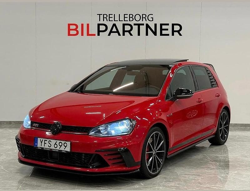 Flerfärgad Begagnad 2016 VW Golf VII GTI Clubsport Halvkombi | 209 900 kr (Marknadspris) - Bild 1/4
