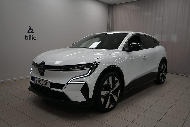 Vit Begagnad 2022 Renault Mégane IV Techno Halvkombi | 259 900 kr - Bild 1/3
