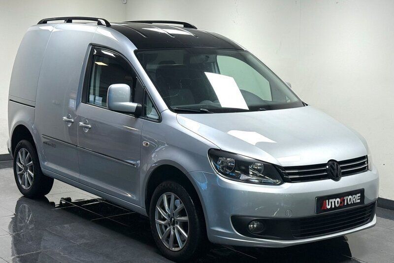Silver Begagnad 2013 VW Caddy Edition Minibuss | 99 900 kr (Lite dyr) - Bild 1/4
