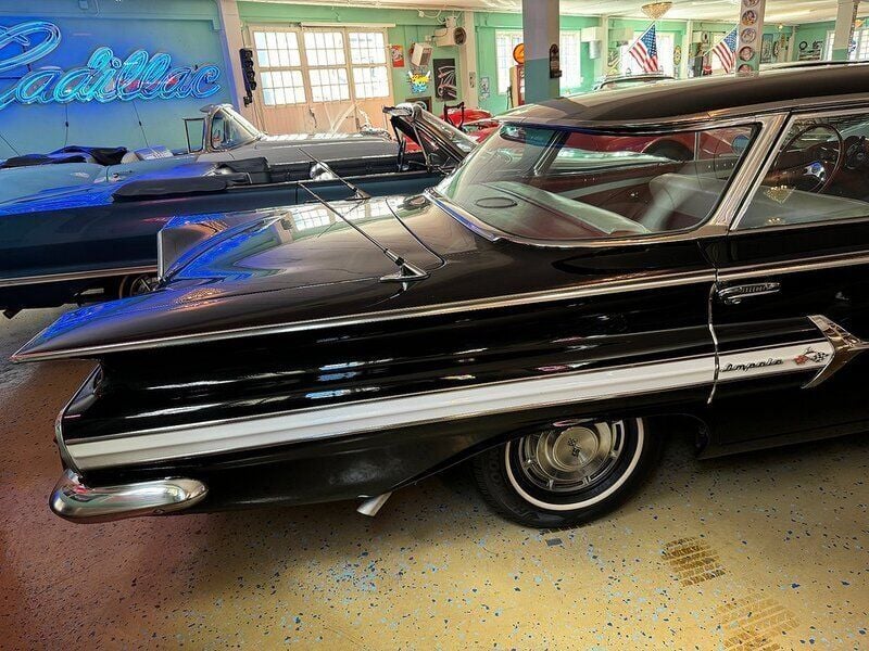 Begagnad Chevrolet Impala 250 HK (183 kW) 1960 Svart Sedan