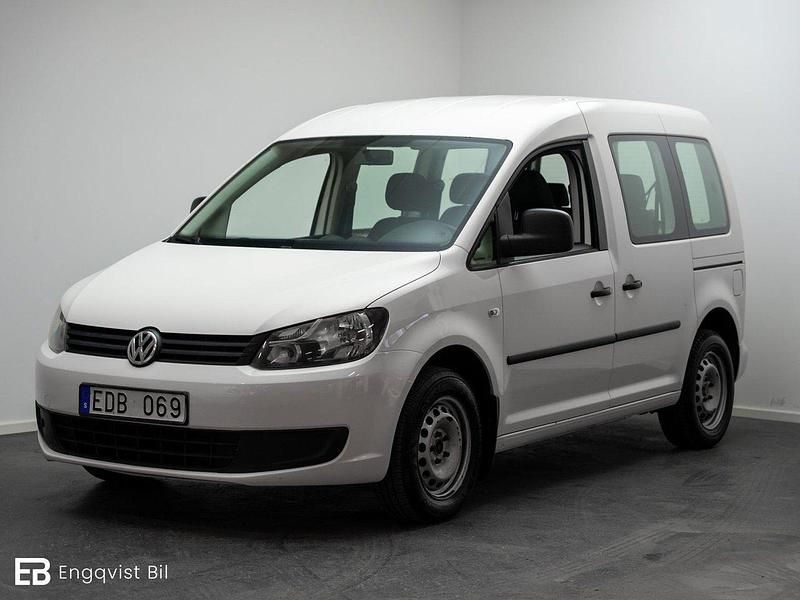 Vit Begagnad 2012 VW Caddy Life Minibuss | 119 800 kr - Bild 1/4