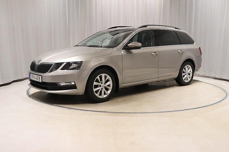 Brun Begagnad 2018 Skoda Octavia Kombi | 118 900 kr (Marknadspris) - Bild 1/4