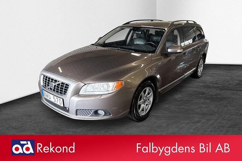 Grå Begagnad 2008 Volvo V70 Momentum Kombi | 34 500 kr - Bild 1/4