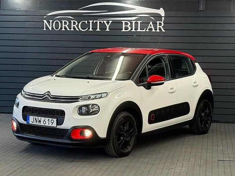 Vit Begagnad 2018 Citroën C3 PureTech Halvkombi | 69 800 kr (Superpris) - Bild 1/4