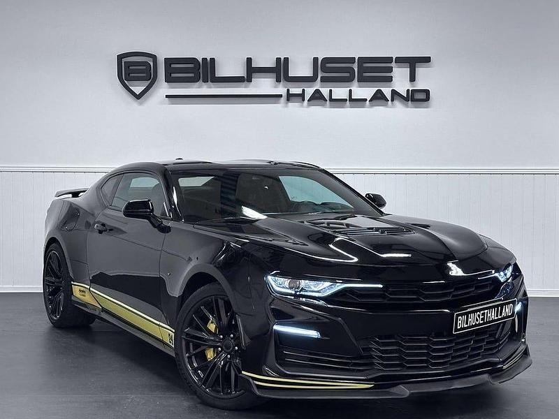 Svart Begagnad 2020 Chevrolet Camaro SS Sportkupé | 479 900 kr (Marknadspris) - Bild 1/4