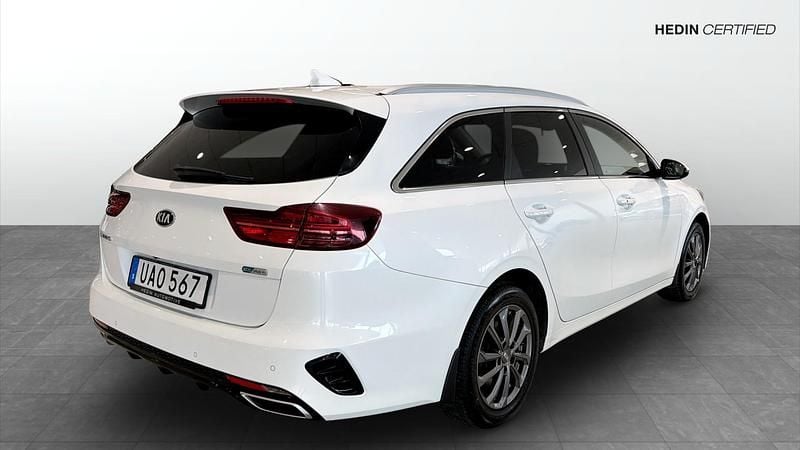 Begagnad Kia Ceed Sportswagon 2021 Vit Kombi