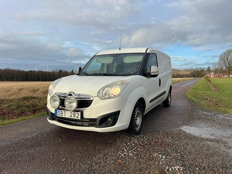 Begagnad 2013 Opel Combo S Van | 54 000 kr (Marknadspris) - Bild 1/4