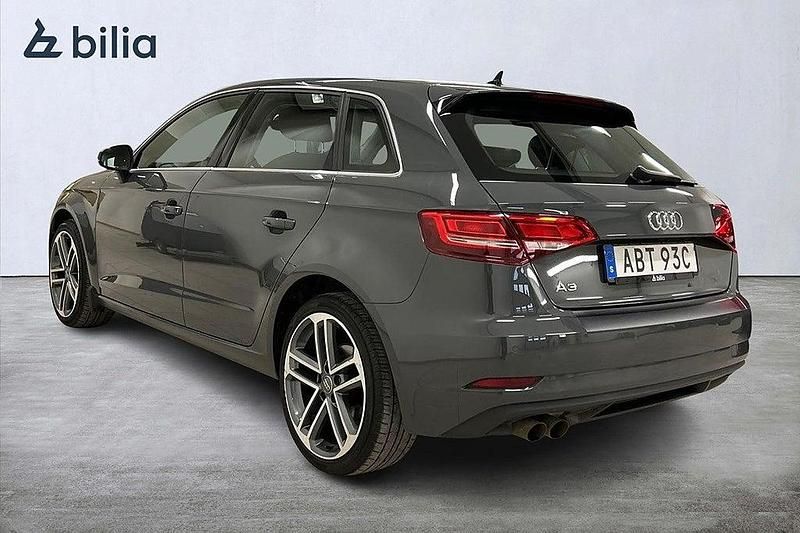 Begagnad Audi A3 Sportback Proline 150 HK (110 kW) 2019 Grå Halvkombi