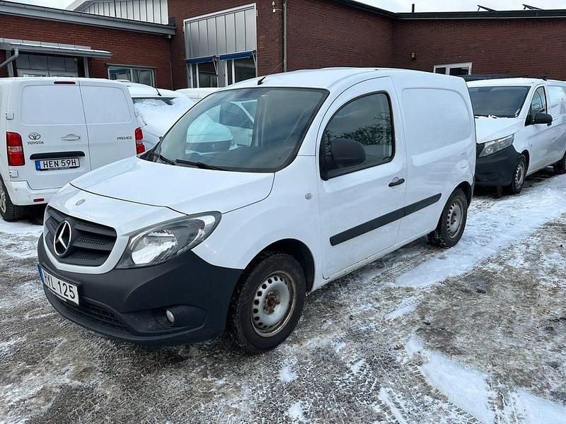 Vit Begagnad 2016 Mercedes Citan 109 | 59 000 kr (Bra pris) - Bild 1/4