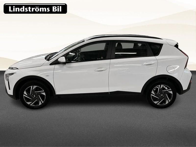 Begagnad Hyundai Bayon 101 HK (74 kW) 2022 Vit SUV