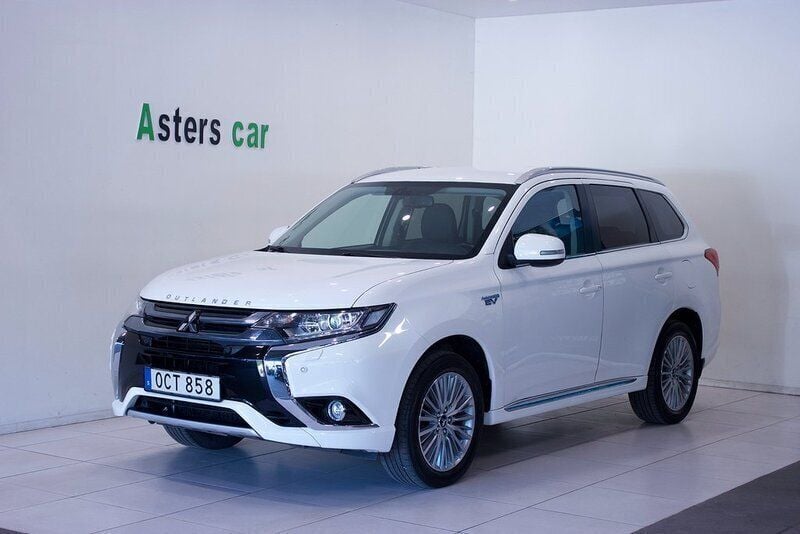 Vit Begagnad 2016 Mitsubishi Outlander P-HEV SUV | 149 000 kr (Marknadspris) - Bild 1/4