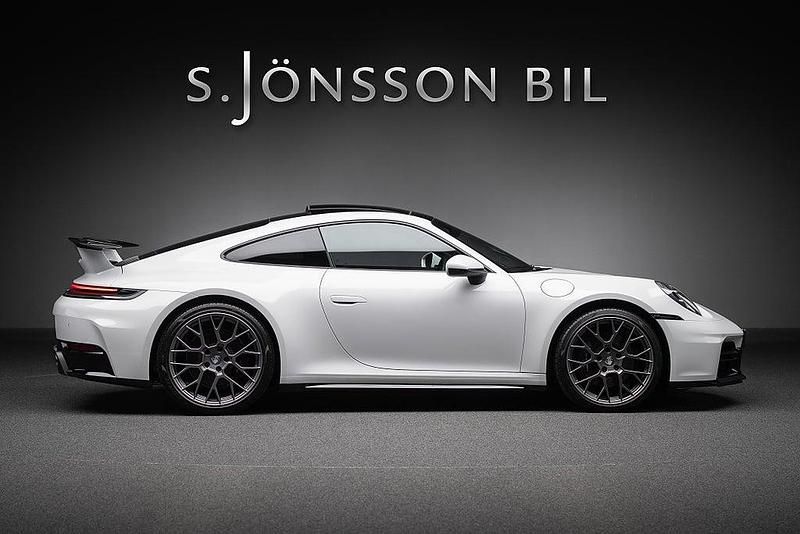 Begagnad Porsche 911 Carrera 2025