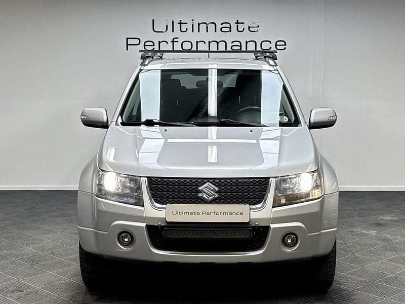 Begagnad Suzuki Grand Vitara 169 HK (124 kW) 2012 Grå SUV