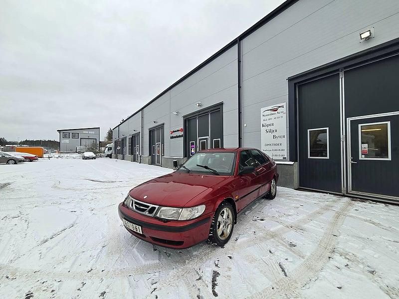 Begagnad Saab 9-3 154 HK (113 kW) 1999 Röd Halvkombi