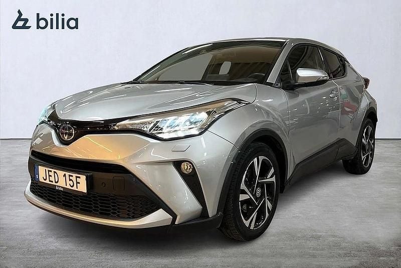 Silver Begagnad 2022 Toyota C-HR Edition SUV | 274 900 kr (Marknadspris) - Bild 1/4