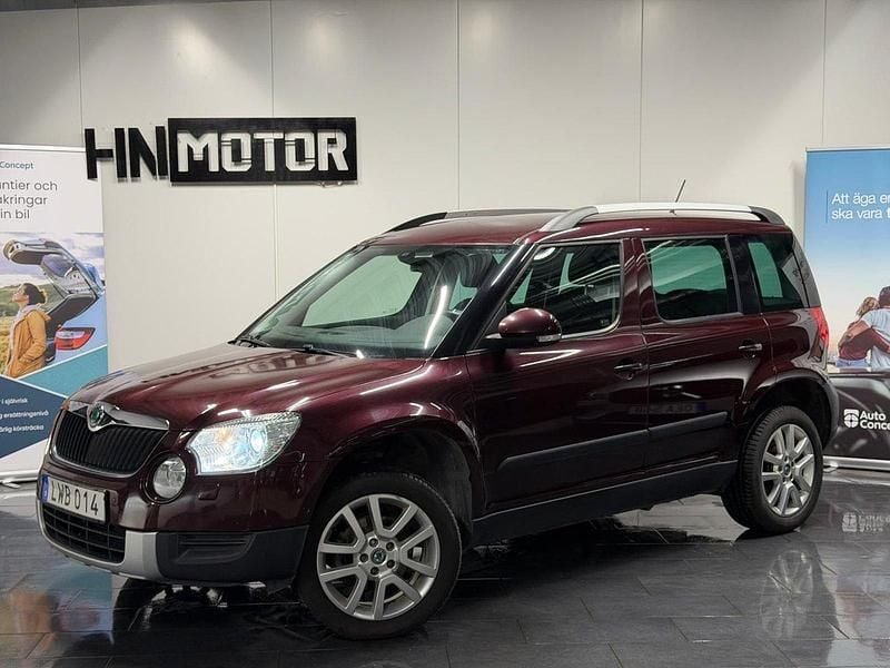 Begagnad Skoda Yeti Experience 140 HK (102 kW) 2012 Mörkröd SUV