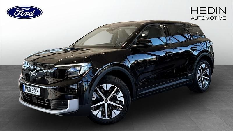 Svart (black) Ny 2025 Ford Explorer SUV | 514 900 kr (Marknadspris) - Bild 1/4