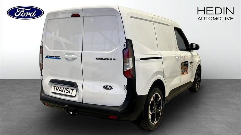 Begagnad Ford Courier Limited 100 kW (136 HK) 2025 Vit (white) Minibuss