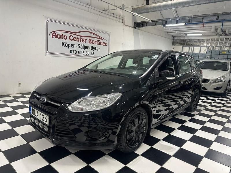 Begagnad Ford Focus Trend 150 HK (110 kW) 2014 Svart Kombi