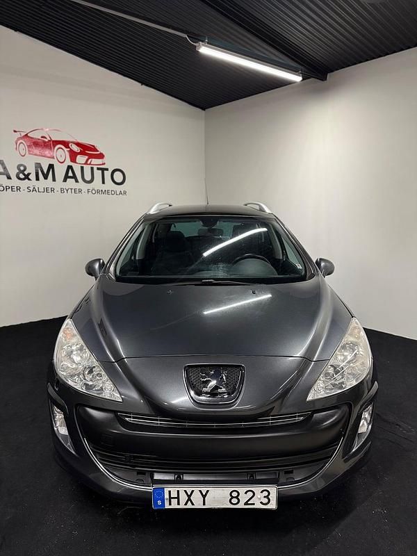 Begagnad Peugeot 308 SW 109 HK (80 kW) 2008 Grå Kombi
