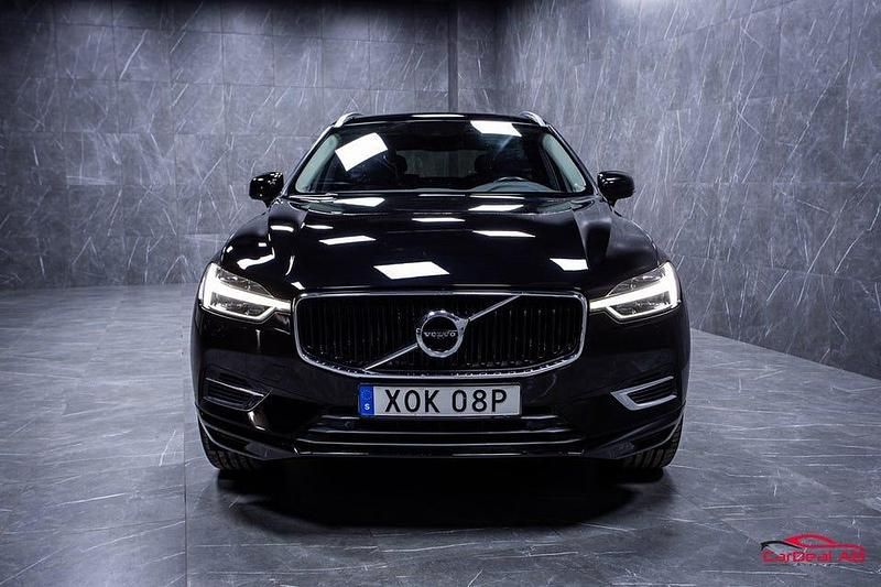 Begagnad Volvo XC60 Momentum 392 HK (288 kW) 2020 Svart SUV