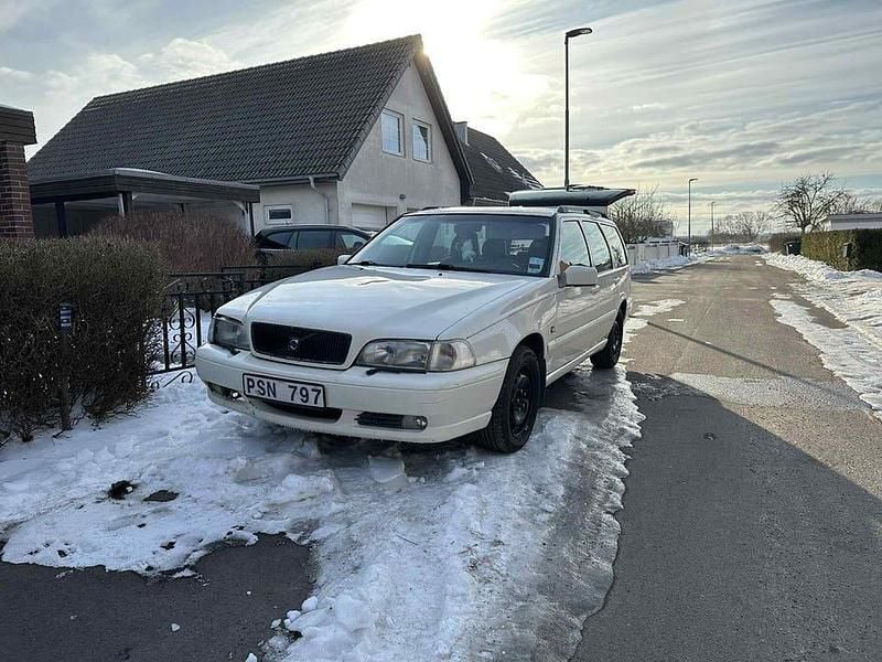 Begagnad Volvo V70 140 HK (102 kW) 2000 Kombi