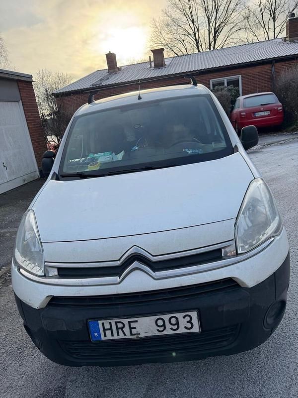 Begagnad 2013 Citroën Berlingo Van | 59 000 kr (Bra pris) - Bild 1/4