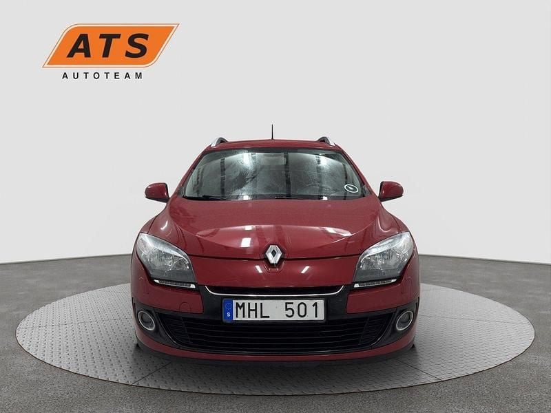 Röd Begagnad 2012 Renault Mégane GrandTour Kombi | 54 900 kr (Marknadspris) - Bild 1/4