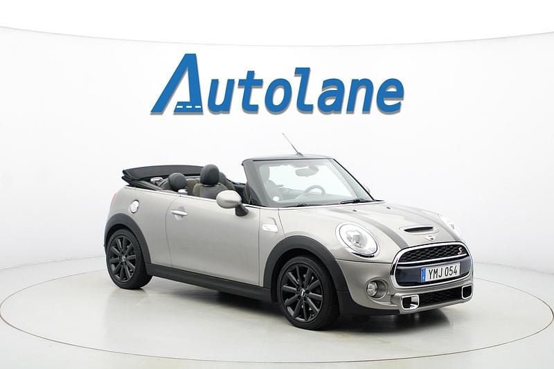 Melting silver metallic Begagnad 2017 Mini Cooper S Halvkombi | 239 900 kr (Dyr) - Bild 1/2