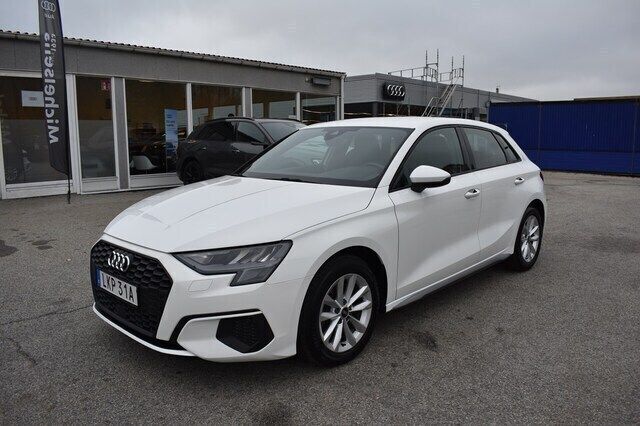 Ibisvit Begagnad 2021 Audi A3 Proline | 239 000 kr (Lite dyr) - Bild 1/4