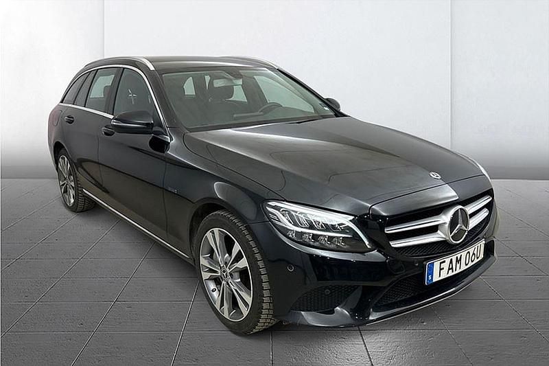 Begagnad Mercedes C300e Avantgarde 211 HK (155 kW) 2020 Svart Kombi