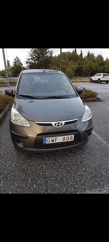 Grå Begagnad 2008 Hyundai i10 Halvkombi | 25 900 kr (Bra pris) - Bild 1/4