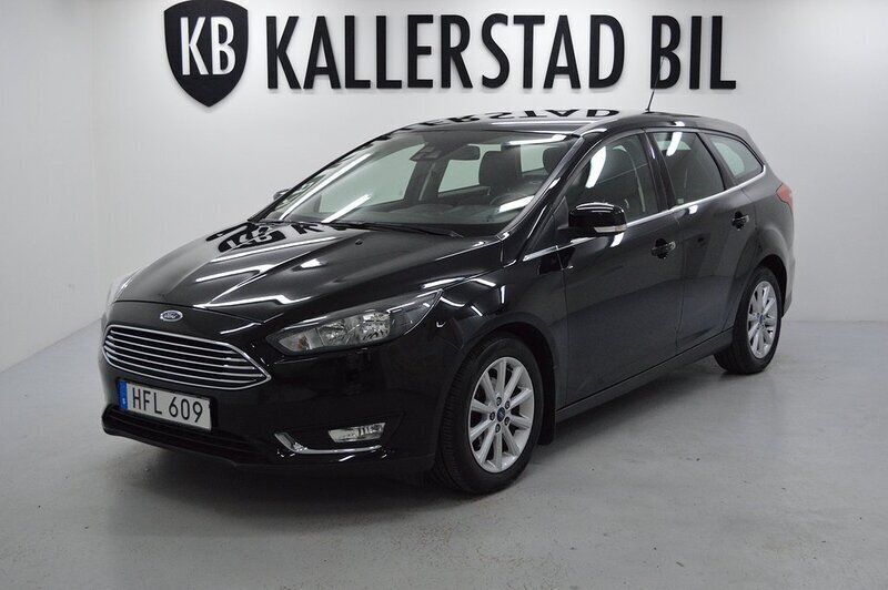 Svart Begagnad 2016 Ford Focus Titanium Kombi | 109 900 kr (Marknadspris) - Bild 1/4
