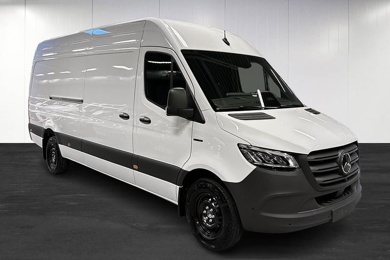 Ny Mercedes E-Sprinter 150 kW (204 HK) 2025 Van