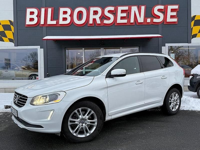 Vit Begagnad 2014 Volvo XC60 Momentum SUV | 165 000 kr (Marknadspris) - Bild 1/4