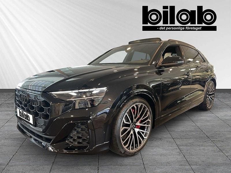 Svart Ny 2025 Audi SQ8 Exclusive SUV | 1 339 000 kr - Bild 1/4