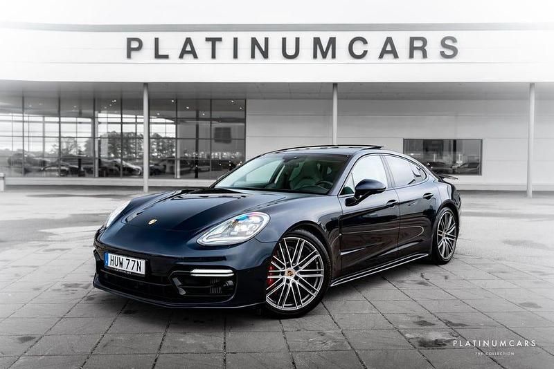 Blå Begagnad 2019 Porsche Panamera GTS Sedan | 829 000 kr - Bild 1/4