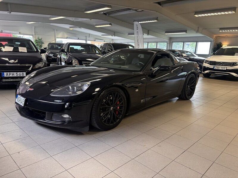 Svart Begagnad 2006 Chevrolet Corvette | 299 000 kr - Bild 1/4