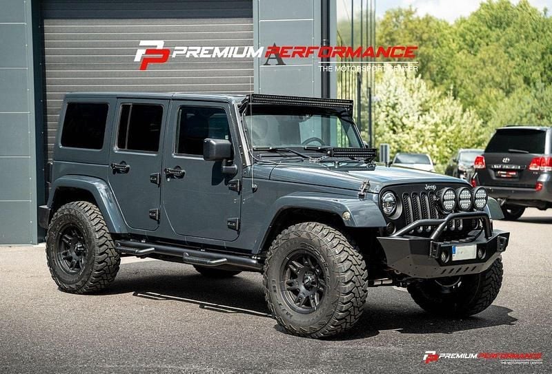 Svart Begagnad 2017 Jeep Wrangler Unlimited SUV | 449 800 kr - Bild 1/4
