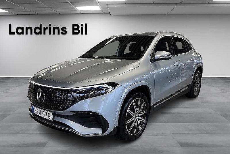 Silver Begagnad 2024 Mercedes EQA300 Advanced SUV | 514 900 kr - Bild 1/4