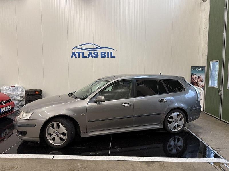 Begagnad Saab 9-3 Linear 150 HK (110 kW) 2006 Ljusgrå Kombi