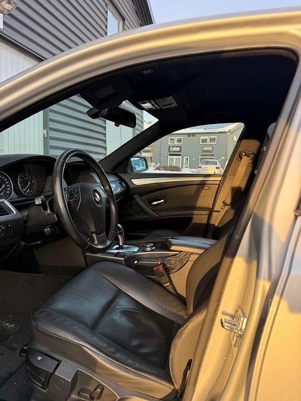 Begagnad BMW 530 272 HK (200 kW) 2007 Sedan