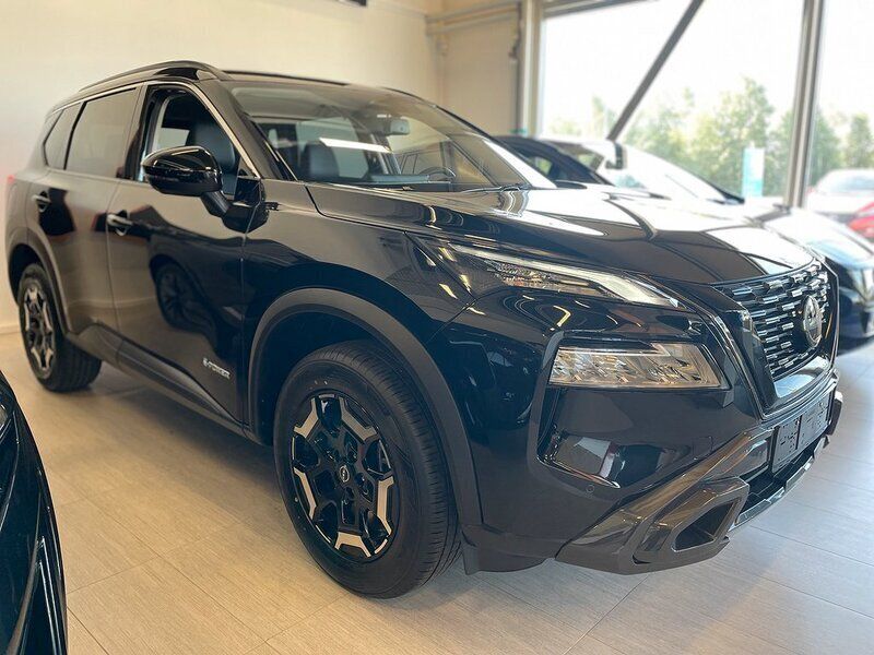 Ny Nissan X-Trail 214 HK (157 kW) 2025 Svart SUV